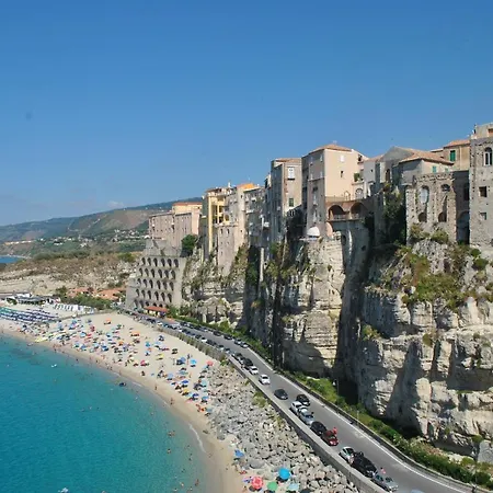 жилье для отдыха Pizzo Beach Club 66g * Pizzo (Calabria)