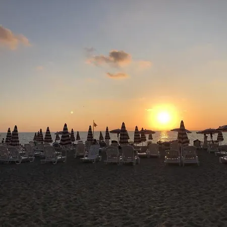 жилье для отдыха Pizzo Beach Club 66g